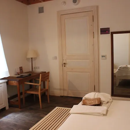 Adahan Decamondo Pera, Autograph Collection Estambul