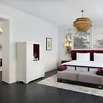 فندق Adahan Decamondo Pera, Autograph Collection 4*