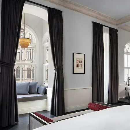 Adahan Decamondo Pera, Autograph Collection Otel