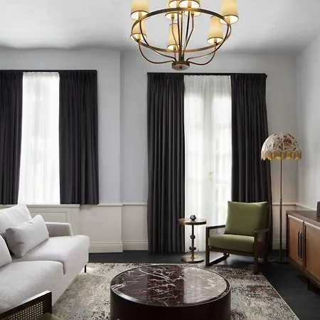 Adahan Decamondo Pera, Autograph Collection 5* İstanbul