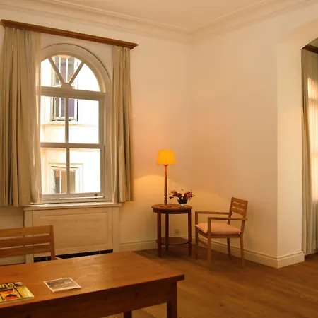 Adahan Decamondo Pera, Autograph Collection Hotel 4*