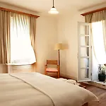 Hotel Adahan Decamondo Pera, Autograph Collection 4*
