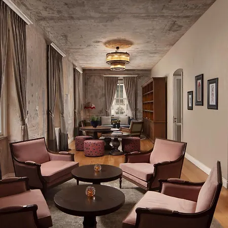 Adahan Decamondo Pera, Autograph Collection Istanbul