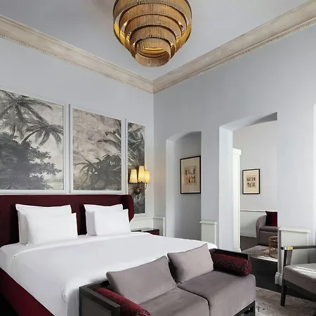 Adahan Decamondo Pera, Autograph Collection Istanbul
