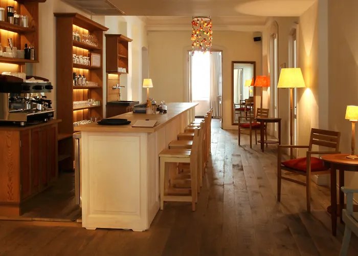 Adahan Decamondo Pera, Autograph Collection Provincia di Istanbul