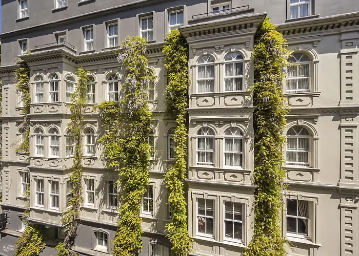 Adahan Decamondo Pera, Autograph Collection Provincia di Istanbul