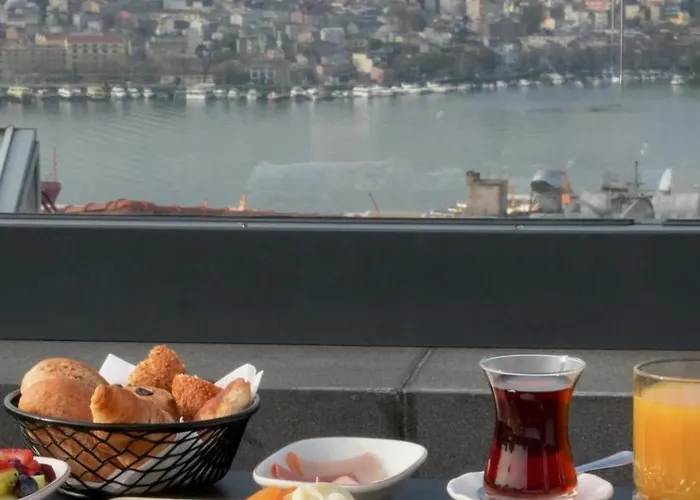 Hotel Adahan Decamondo Pera, Autograph Collection 5*