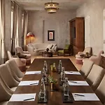 Adahan Decamondo Pera, Autograph Collection 4*