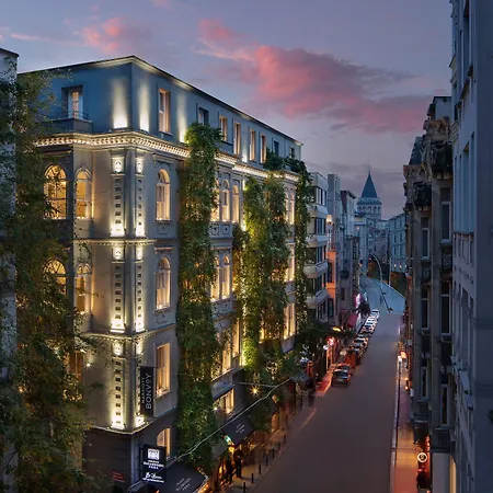 Adahan Decamondo Pera, Autograph Collection 5*